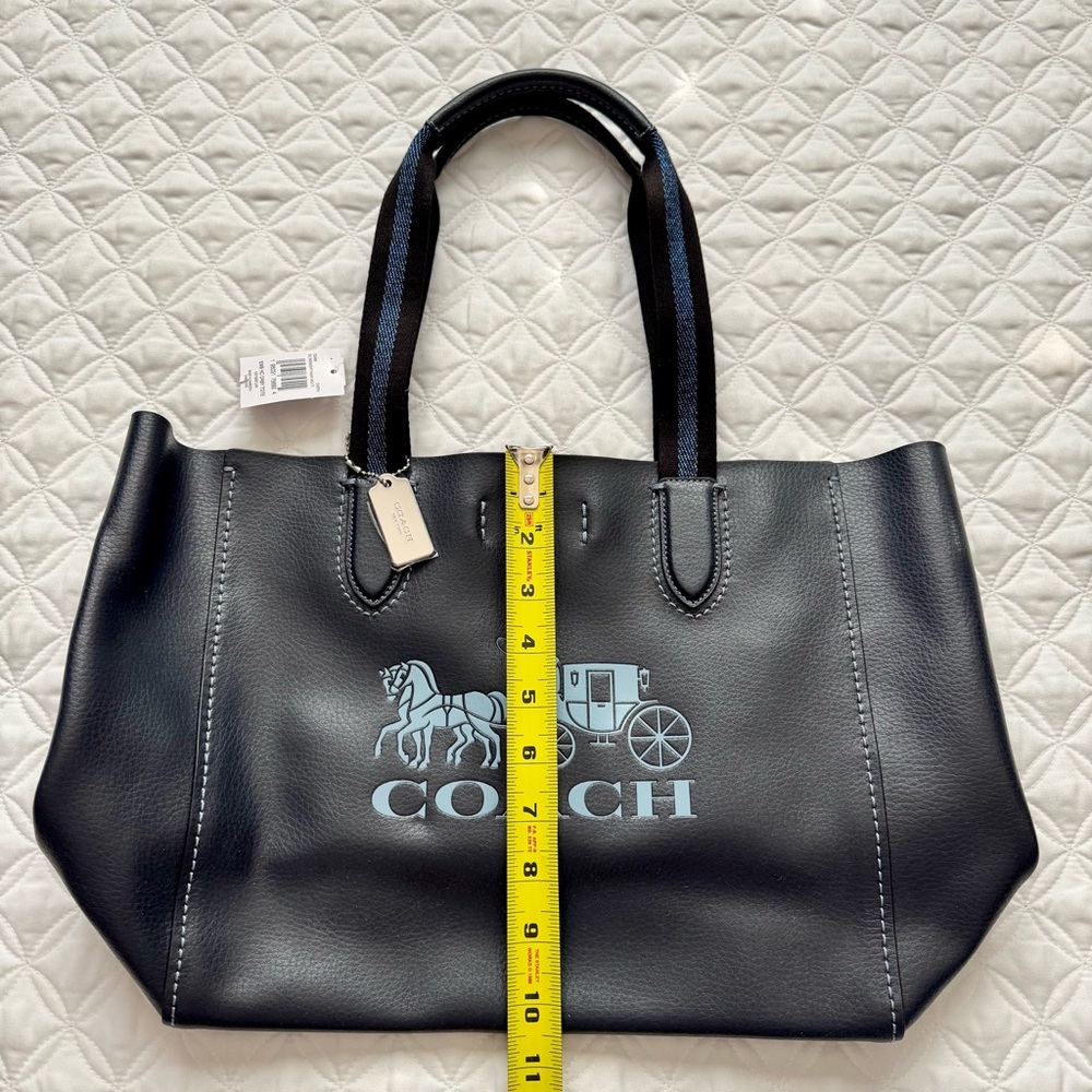 NWT Coach Derby Tote Bag Embossed Horse Carriage Silver/Midnight Navy Multi - Picture 5 of 13
